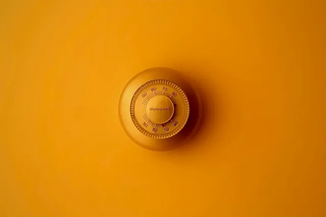 Wall-mounted thermostat